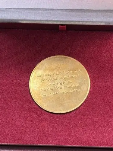 DDR Medaille 30 jährige Dienstzeit in den Organen des Ministeriums des Inneren