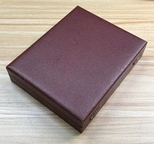 DDR Medaille 30 jährige Dienstzeit in den Organen des Ministeriums des Inneren