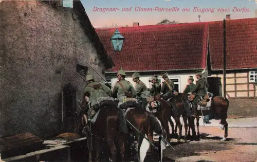 AK Dragoner- und Ulanen-Patrouille am Eingang eines Dorfes Soldaten 1917