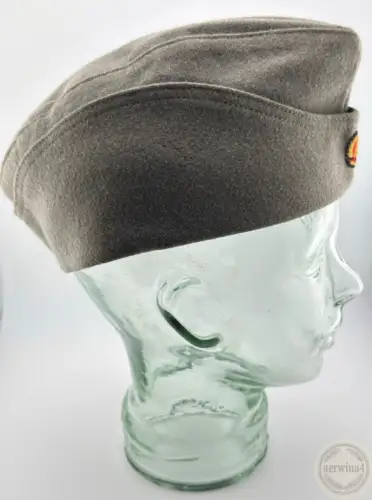 DDR NVA Schiffchen 1970 Größe 57