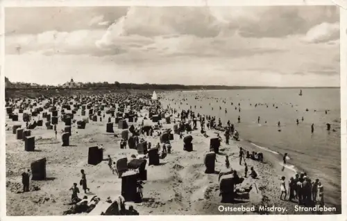 AK Misdroy Strandleben Strand Menschen Pommern 1946 gelaufen Postkarte