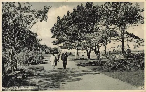 AK Brunshaupten Promenade Menschen Mecklenburg-Vorpommern 1940 Postkarte