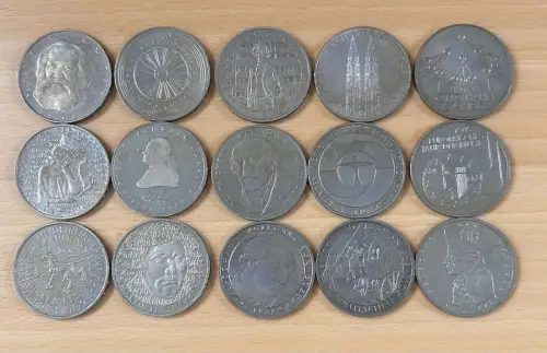 Lot / Konvolut 15 X BRD 5 DM Münzen 1979- 1986