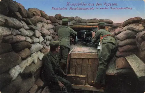AK Russisches Maschinengewehr in Sandsackstellung Schützengraben Soldaten 1917