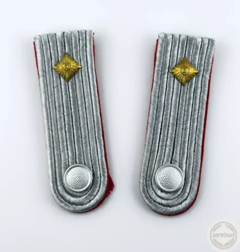 DDR MfS Nachlass Stasi Unterleutnant Offizier Medaillen Urkunden Abzeichen