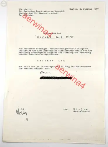 DDR MfS Nachlass Stasi Unterleutnant Offizier Medaillen Urkunden Abzeichen