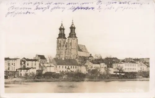 AK Gnesen Gniezno Dom Warthe Posen 1942 Fotokarte Postkarte