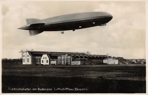 Friedrichshafen am Bodensee Luftschiffbau Zeppelin "Graf Zep." Postkarte AK 1929