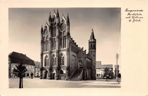 Tangermünde Marktplatz Rathaus 15. Jahrh. Geschäft Laden 1941