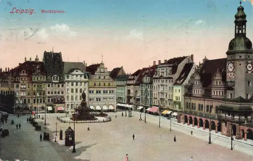Marktplatz mit Rathaus in Leipzig Sachsen Postkarte AK 1913