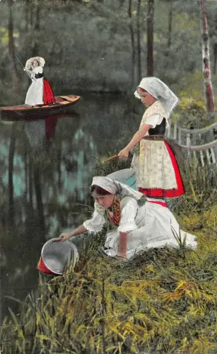 Im Spreewald Beim Wasserholen Gasthof "Schwarzer Adler" Burg-Dorf AK