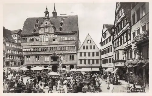 Marktplatz mit Hotel in Tübingen Baden-Württemberg Postkarte AK