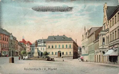 Ansicht Markt mit Zeppelin in Reichenbach Vogtland Sachsen Postkarte AK