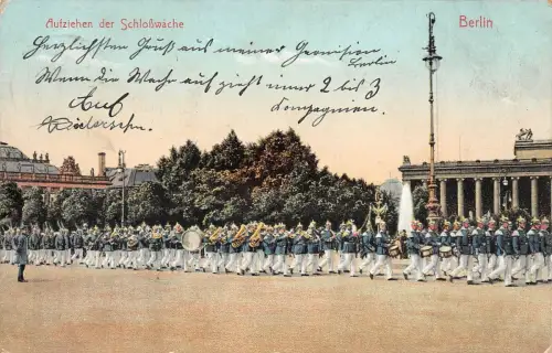 Berlin Aufziehen der Schloßwache AK 1908