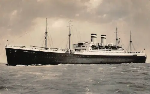 D. "Deutschland" der Hamburg-Amerika Linie Postkarte AK