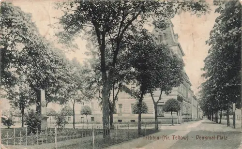 Blick auf den Denkmalplatz in Trebbin Teltow Brandenburg Postkarte AK 1920 1918