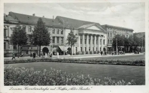 Kavalierstraße mit Kaffee Altes Theater Dessau Sachsen-Anhalt Postkarte AK 1931