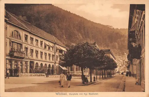 Wildbad Kurplatz mit Kgl. Badehotel Baden-Württemberg Postkarte AK 1923