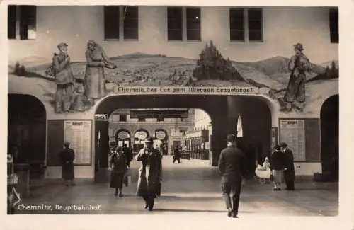 Chemnitz Hauptbahnhof Tor zum silbernen Erzgebirge Postkarte AK 1942