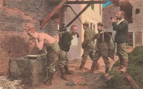 Soldaten bei der Morgen Toilette Postkarte AK 1915