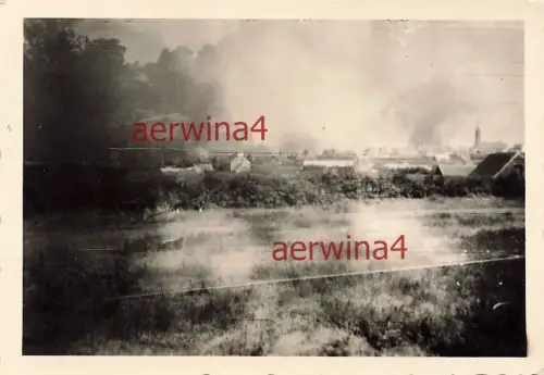 Rauchwolken beim Angriff auf Amiens Frankreich