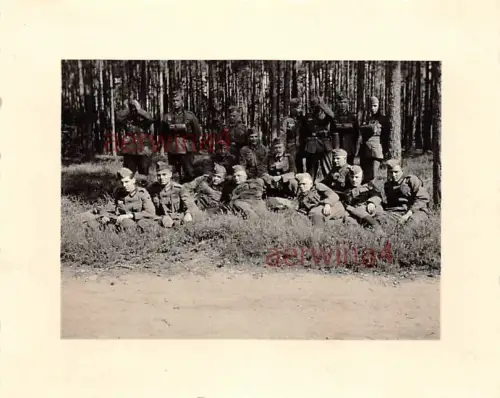 Rast deutsche Soldaten bei Tschenstochau Polen