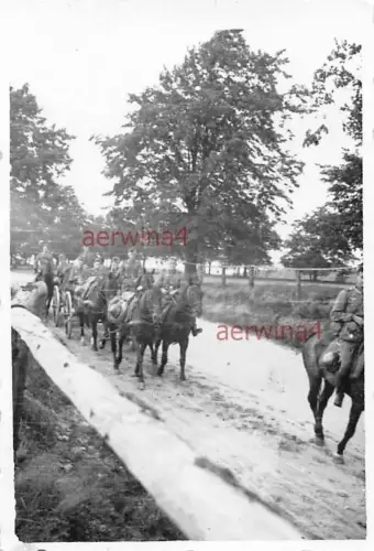 Vormarsch deutscher Soldaten vor Warschau Polen