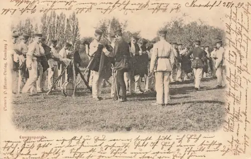 Soldaten bei der Lumpenparade Patriotika Postkarte AK