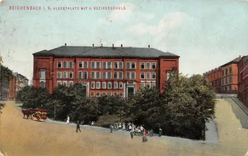 Albertplatz und Bezirksschule Reichenbach Vogtland Sachsen Postkarte AK 1917