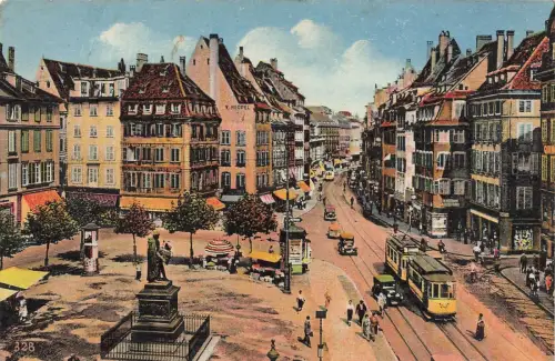 Gutenbergplatz mit Strassenbahn in Strassburg Frankreich Postkarte AK