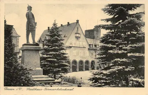 Stadthaus und Bismarckdenkmal Treuen Vogtland Sachsen