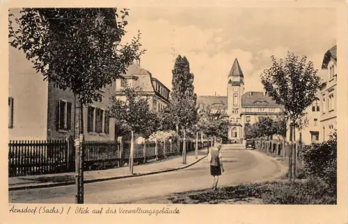 Arnsdorf (Sachs.) Blick auf das Verwaltungsgebäude Postkarte AK
