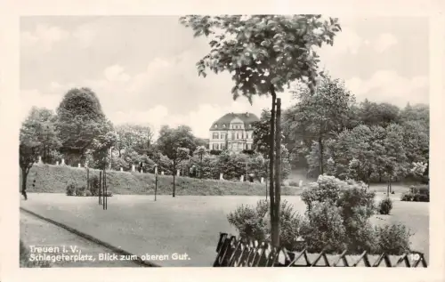 Treuen i. V. Schlageterplatz Blick zum oberen Gut Postkarte AK