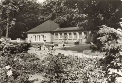 Parkgaststätte im Park der Jungen Pioniere Hainichen Sachsen Postkarte AK