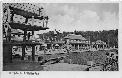 Mönchengladbach M. - Gladbach Volskbad Männer beim baden AK 1940