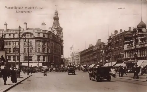 Piccadilly and Market Street Manchester England Postkarte AK