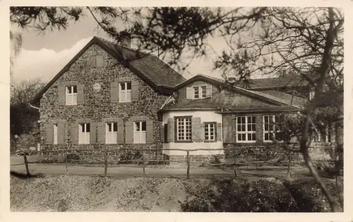 Bonner Naturfreundehaus Vischeltal bei Berg Eifel Rheinland-Pfalz Postkarte AK