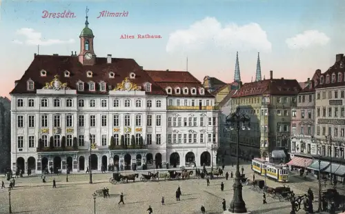 Altmarkt und Altes Rathaus mit Straßenbahn in Dresden Sachsen Postkarte AK 1916
