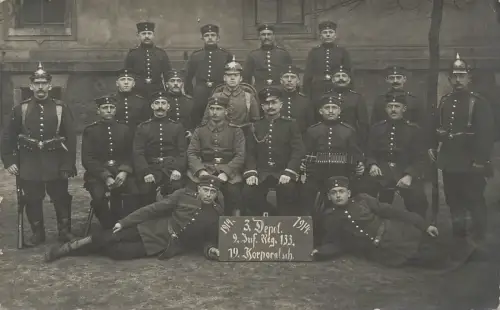 Fotokarte 1.WK Gruppenfoto Soldaten Infantrie-Regt. 133 Zwickau Sachsen