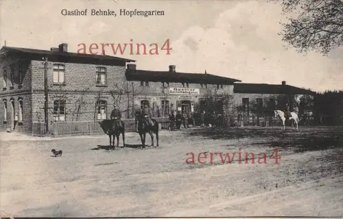AK Hopfengarten Bromberg Männer am Gasthof Behnke Postkarte 1916