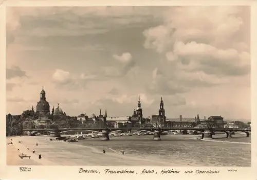 Frauenkirche. Schloss, Hofkirche und Opernhaus Dresden Sachsen Hahn 12606 AK