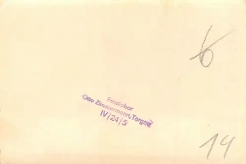 Mann mit Motorrad Ausflug