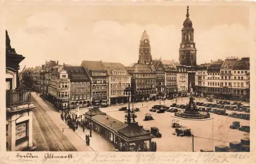 Ansicht Altmarkt mit Denkmal in Dresden Sachsen Postkarte AK 1939