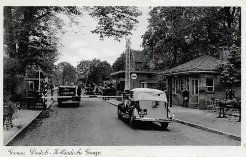 Gronau Deutsch - Holländische Grenze Zoll PKW , Auto Postkarte