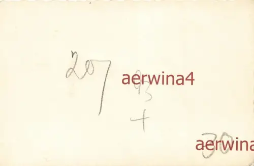 Deutscher Soldat im Schneetarn am Tornisterfunkgerät Orjol Russland Ostfront