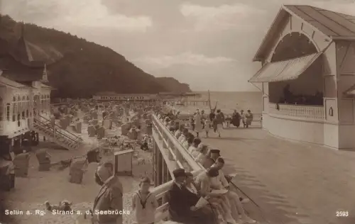 Sellin a. Rg. Strand a. d. Seebrücke Postkarte AK 1926
