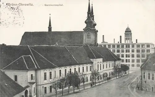 Garnisonsspital mit Kirche in Brünn-Obrowitz Zábrdovice Mähren Postkarte AK 1930
