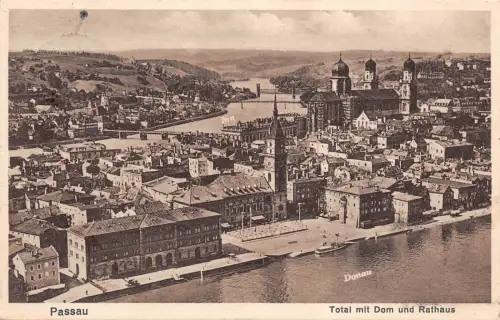 Passau Total mit Dom und Rathaus Donau Inn Postkarte AK 1934
