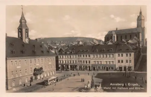 Markt mit Rathaus und Kirche Annaberg Erzgebirge Sachsen Postkarte AK 1941