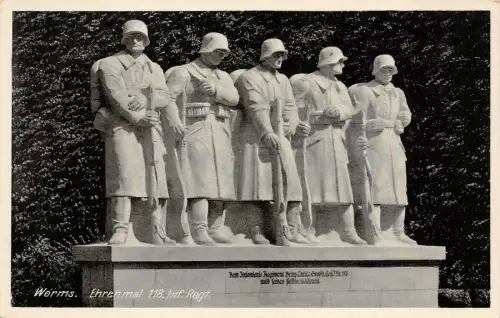 AK Worms Soldaten Denkmal Ehrenmal des Inft. Regiment 118